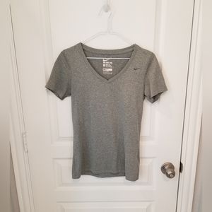 Nike Dri Fit Gray T-Shirt , Size S Small